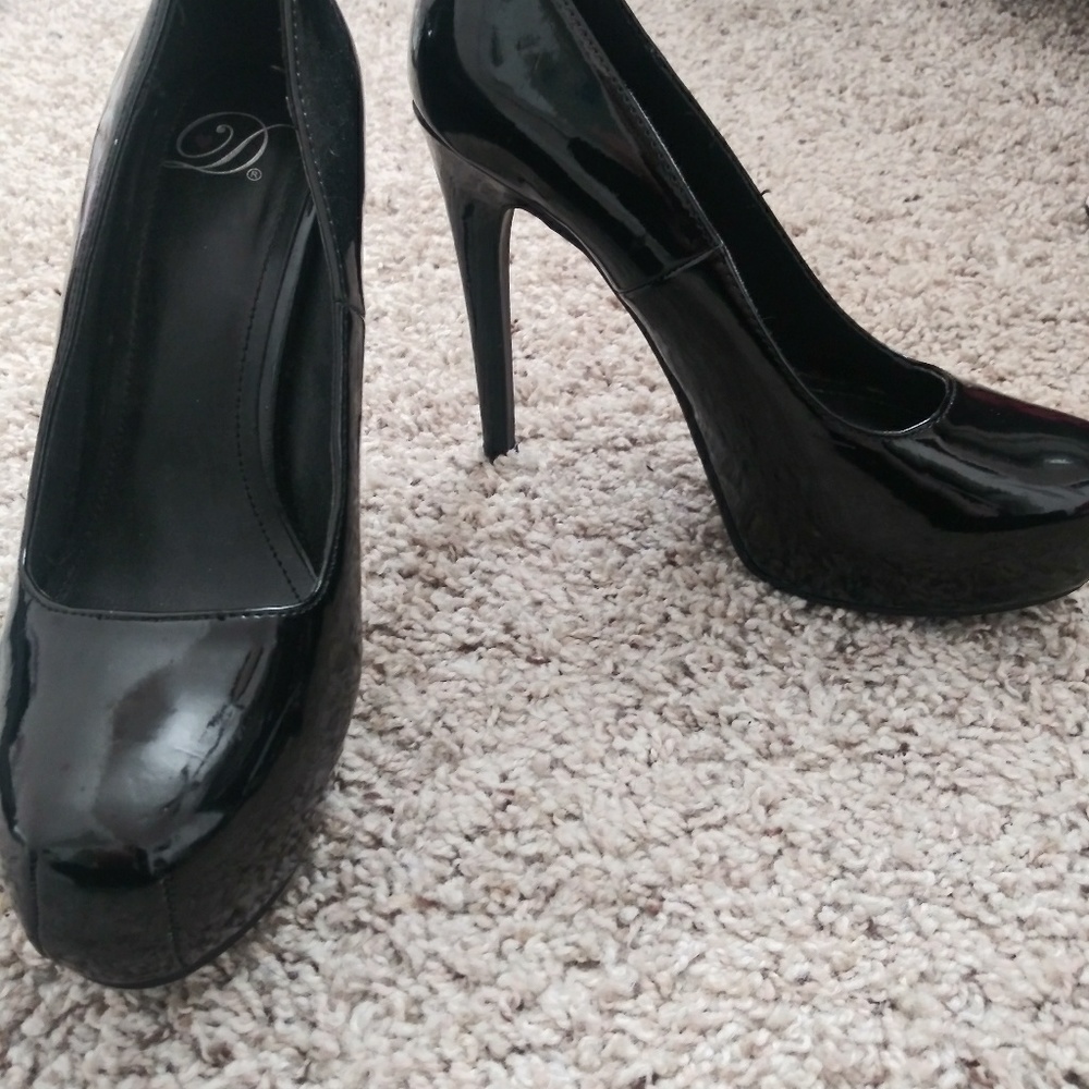 Black heels